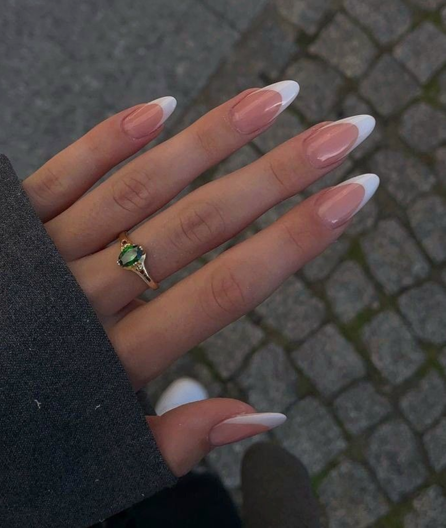 French Manicure Luxe nails